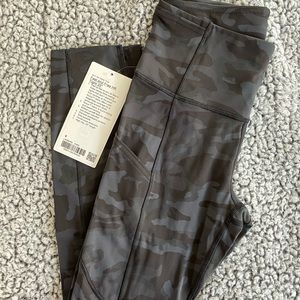 Lululemon Camo Fast & Free 25” size 4